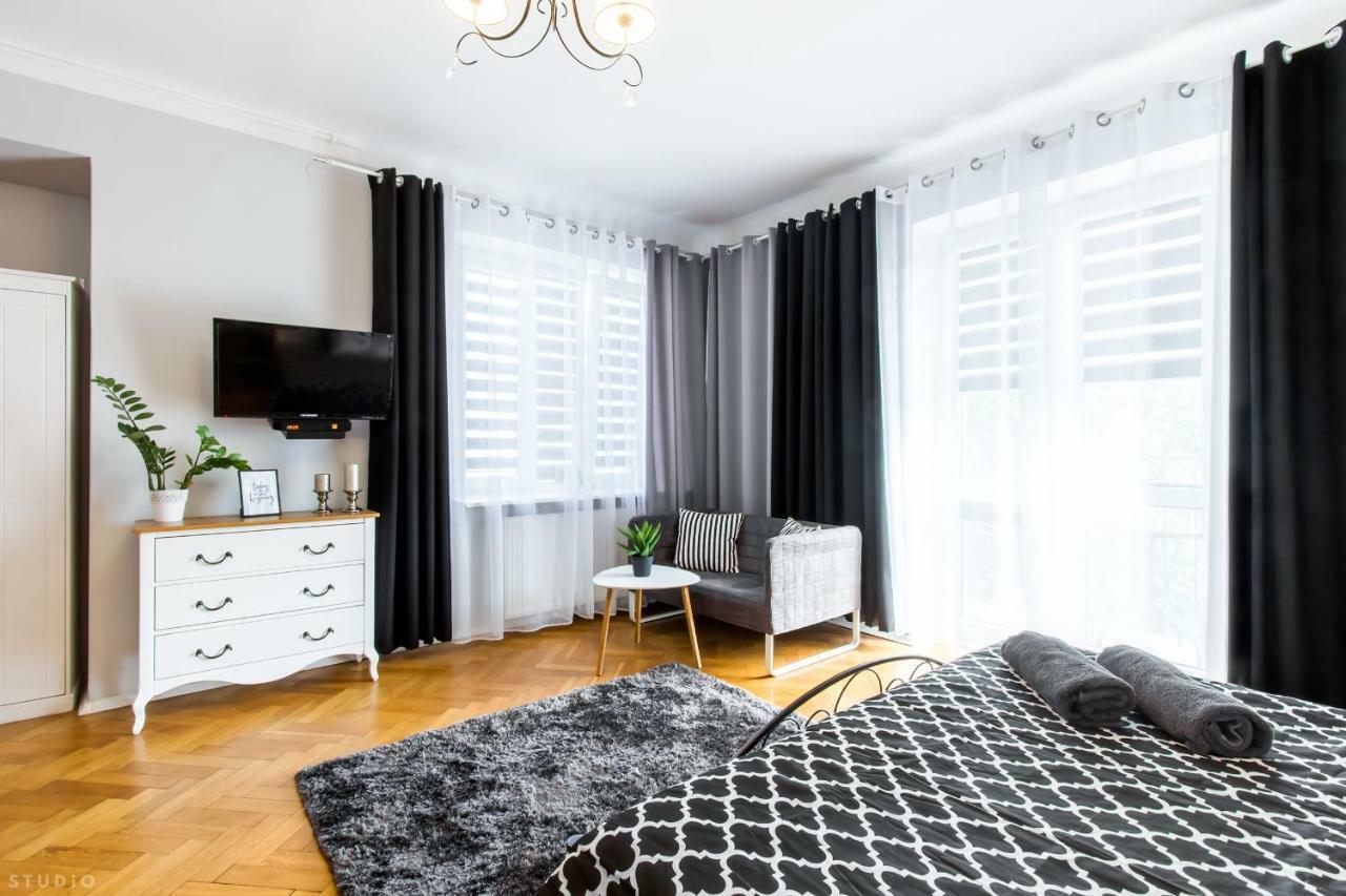 Clicktheflat Apartment Chmielna 7 Varsovie Extérieur photo