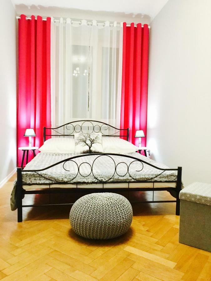 Clicktheflat Apartment Chmielna 7 Varsovie Extérieur photo